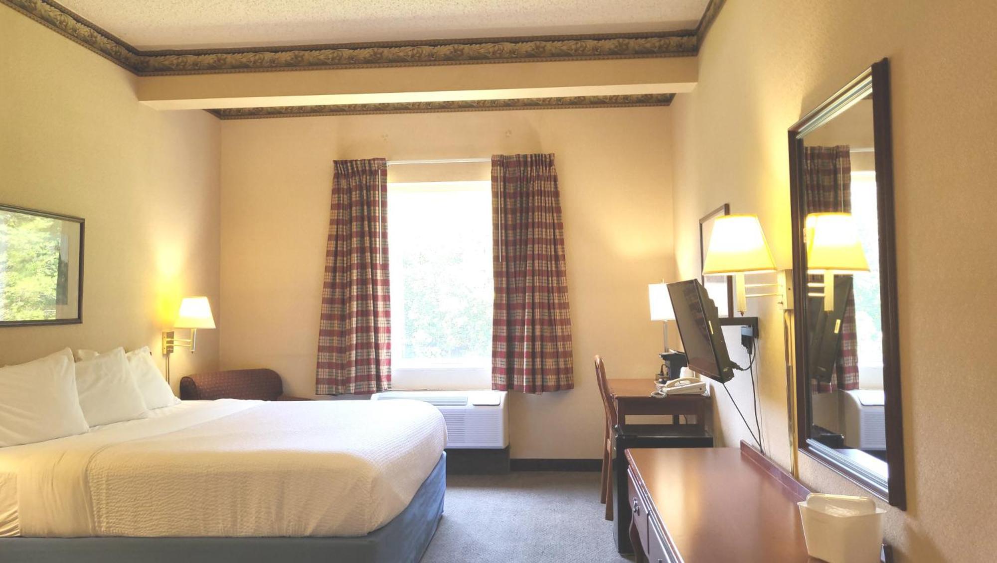 Magnuson Hotel West Liberty Extérieur photo